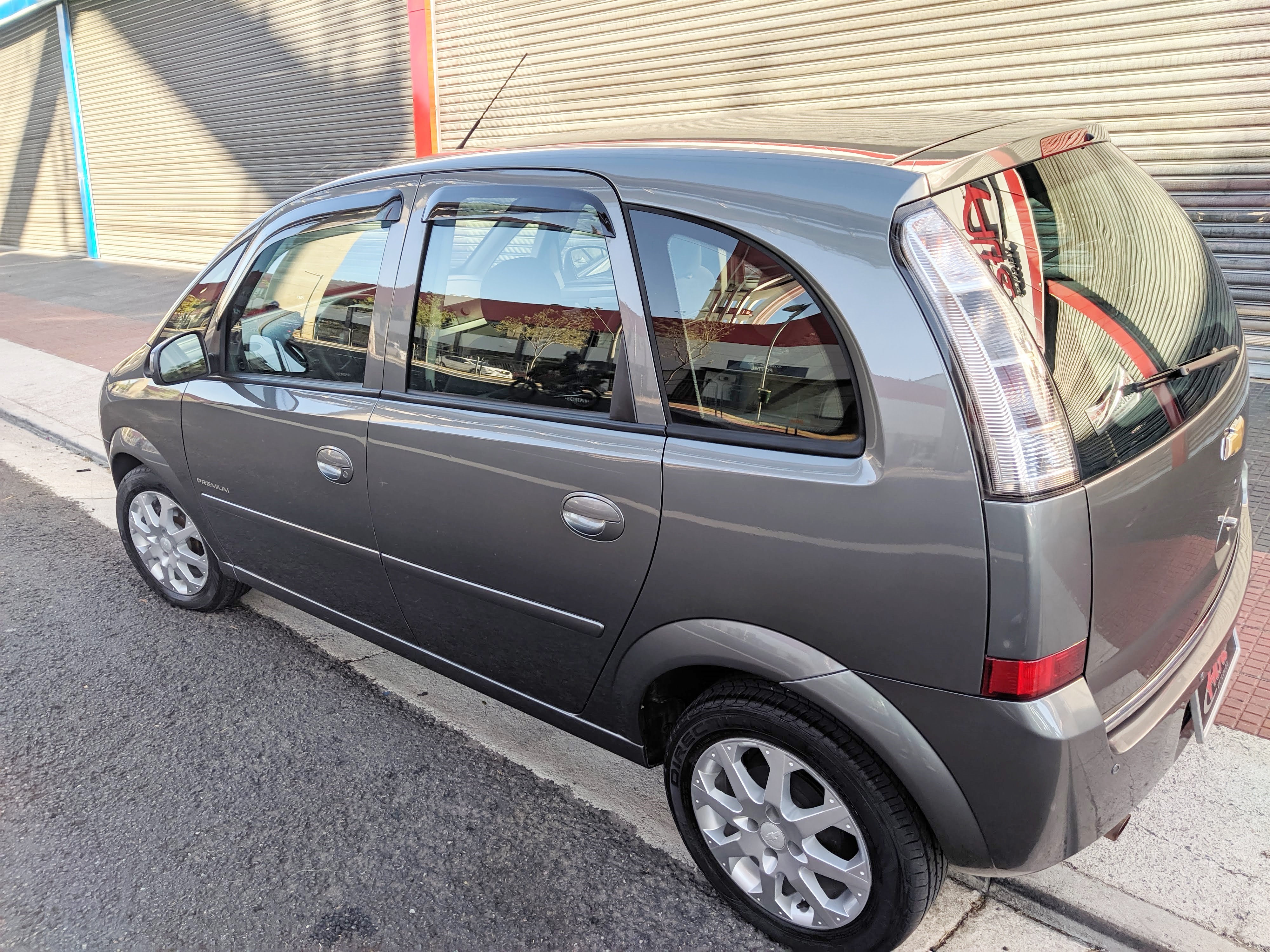 Chevrolet Meriva Premium 1.8 - Alfa Veículos 10 Anos no mercado